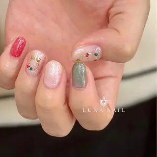 ネイル アトリエ　ミモザ所属・いまむら あかりのネイルデザイン