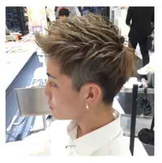 メンズ 透明感カラー 松田晃代のヘアスタイル