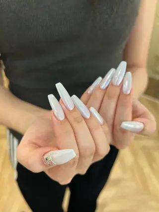 ネイル Nes.Nail所属・Miyagi Asamiのネイルデザイン