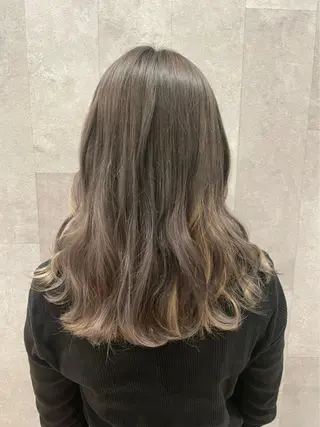 セミロング カラー UNIX Salon&Spaららぽーと豊洲店所属・大滝 理子のヘアスタイル
