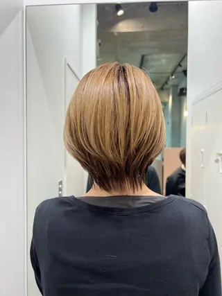 ショート カコ/レイヤーカット ヘアアレンジのヘアスタイル