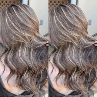 ロング カラー 表参道/ハイライト バレイヤージュのヘアスタイル