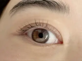 パーマ りな☘️ 池袋のマツエク・マツパデザイン