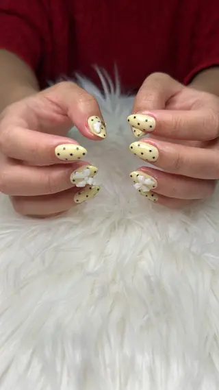 ネイル Shine'an Maaiのネイルデザイン