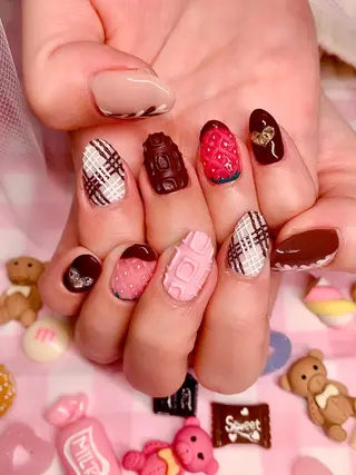 ネイル シェアサロンLei.g(レイジー)所属・3Dアートネイル💗 都築レナのネイルデザイン