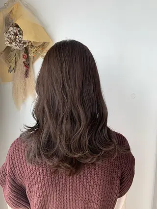 セミロング カラー MIA 菅原のヘアスタイル
