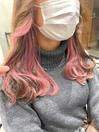 ロング カラー 堀川 希歩のヘアスタイル