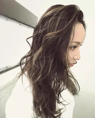 ミディアム セミロング ロング カラー ヘアアレンジ 小顔ショートヘア♪ TAKUMIのヘアスタイル