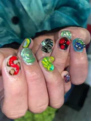 ネイル KUU所属・Sae ⭐️のネイルデザイン