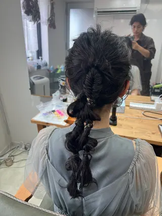 ロング ヘアアレンジ 山室 敬義のヘアスタイル