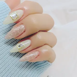 ネイル ANNE綾瀬店 eriのネイルデザイン