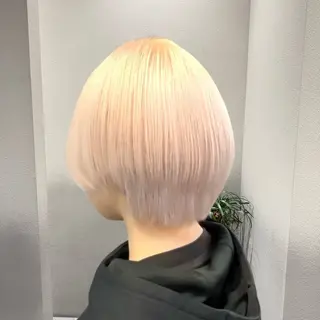 ショート カラー ✨ブリーチ支持No1 複雑履歴修正/舘岡のヘアスタイル