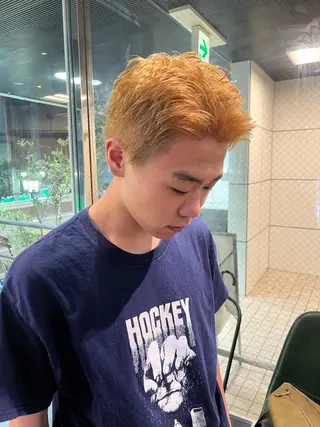 ショート カラー Rei/ 縮毛矯正/ ハイライトカラー募集のヘアスタイル