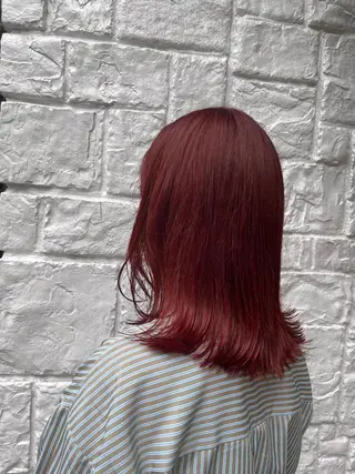 ミディアム カラー カジュアルを女っぽく 𝗮𝘆𝗮𝗰𝗼のヘアスタイル