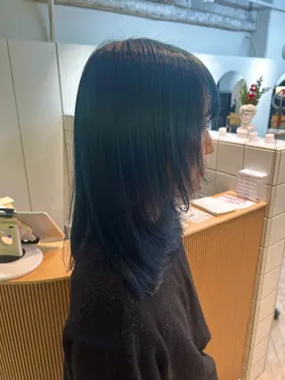 ミディアム カラー ベージュ/ダブルカラ ー/新潟駅/青柳萌果のヘアスタイル