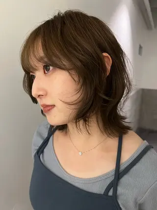 ミディアム 鈴木 三保のヘアスタイル