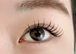 マツエク・マツパ emu所属・持続力、デザイン特化 emu🍒ayumiのマツエク・マツパデザイン