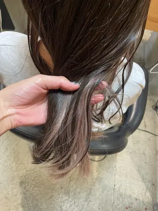 セミロング カラー パーマ ヘアアレンジ ハイトーンカラー🤍 山下 優華のヘアスタイル