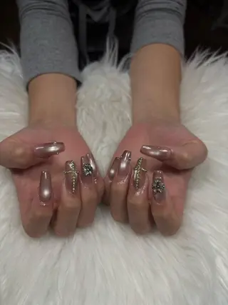 ネイル 🦋Hina🦋 1月予約受付中✨のネイルデザイン