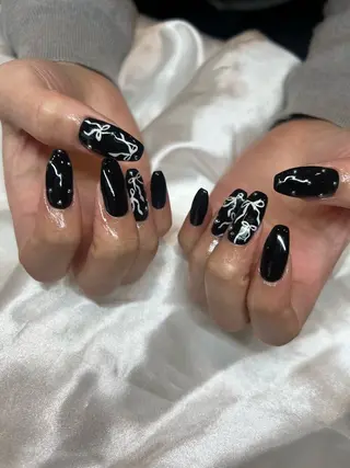 ネイル aimer more ANZU🍯のネイルデザイン