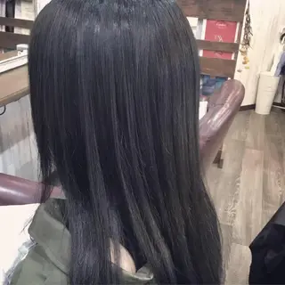 ロング カラー embrace エンブレイスのヘアスタイル