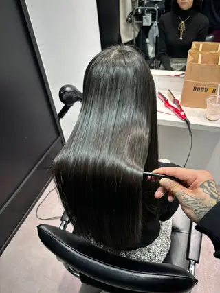 ロング TRUNS所属・🫧髪質改善特化/ 縮毛矯正/🫧鈴木透のヘアスタイル