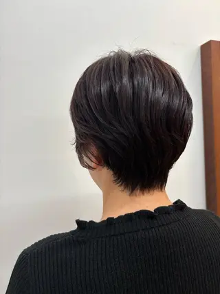 ショート カラー みぞぐち じゅりのヘアスタイル