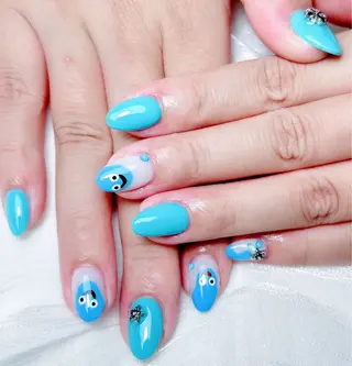 ネイル M🌷nail 長さだし専門店のネイルデザイン