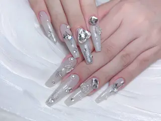 ネイル M🌷nail 長さだし専門店のネイルデザイン