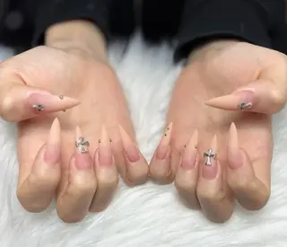 ネイル Cloudy Chan Nailのネイルデザイン