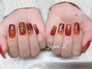 カラー ネイル 芦辺 香奈のネイルデザイン
