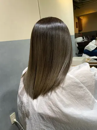 カラー roka イシハラのヘアスタイル