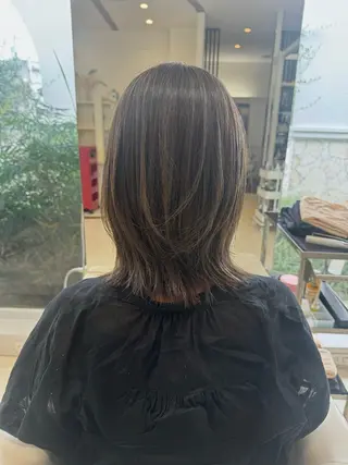 ミディアム 石黒 晴香のヘアスタイル