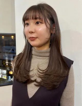 セミロング 韓国ヘア 🎀華澄のヘアスタイル