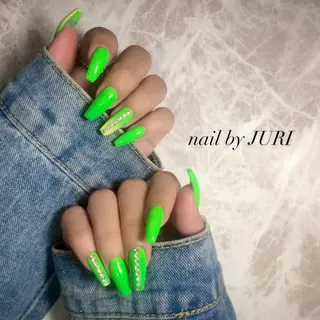 ネイル NEO Beauty Salon所属・𝐍𝐄𝐎 𝐉𝐔𝐑𝐈のネイルデザイン