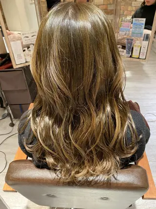 ロング カラー SALOWIN調布店所属・ツヤ髪師 kichiのヘアスタイル