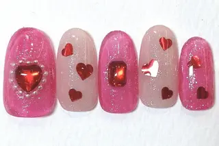 ミディアム ネイル フィルイン、長さ出し 深爪矯正のネイルデザイン