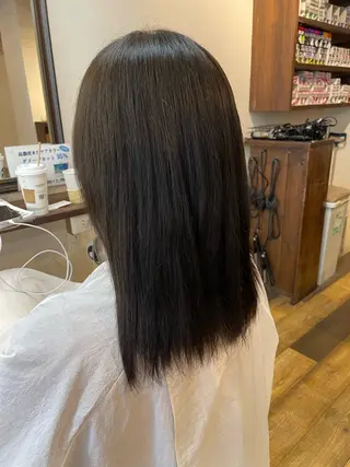 セミロング カラー canonart上田 里恵のヘアスタイル