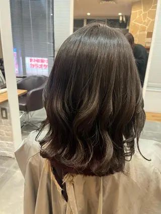 カラー 藤原 智恵のヘアスタイル