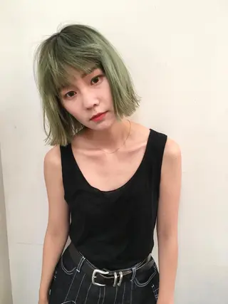 ショート カラー 桑原 菜摘のヘアスタイル