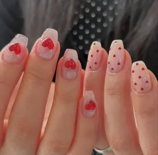 ネイル JISOO ANA.CHUOのネイルデザイン