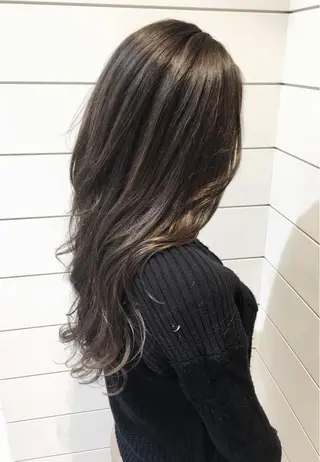 セミロング カラー 渋谷/韓国風 西原直樹のヘアスタイル