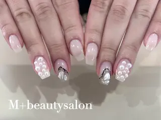 ネイル M+  Beauty Salonのネイルデザイン