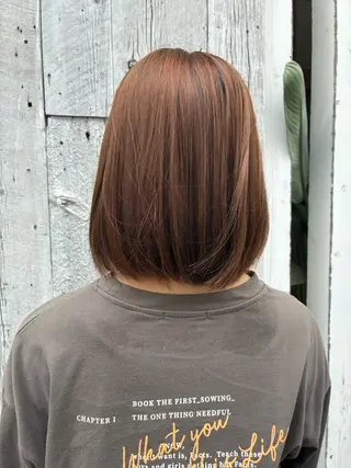 ショート カラー 佐藤 琴海のヘアスタイル