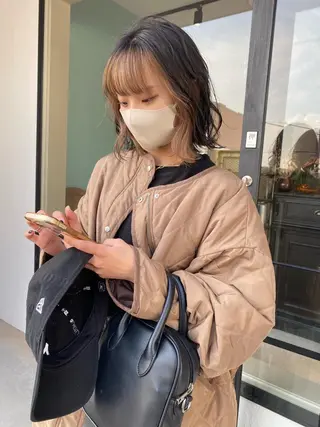 ミディアム カラー 藤井 貴美子のヘアスタイル