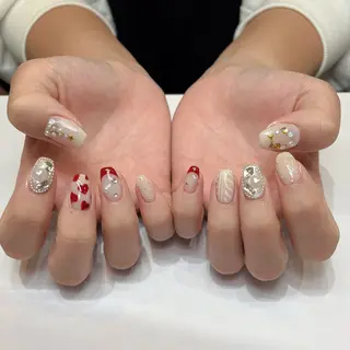 ネイル RALUA名駅前店 山崎のネイルデザイン