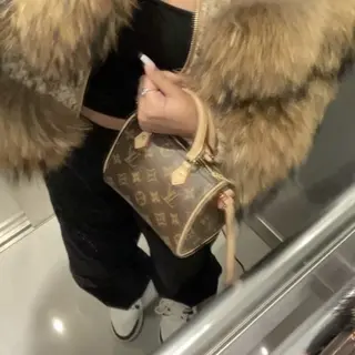 IwAsh  大和駅店所属・shiho .のヘアスタイル