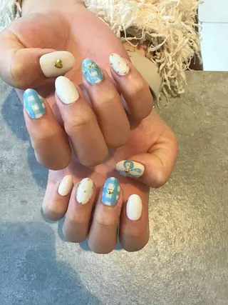 ネイル Nest 岩崎のネイルデザイン