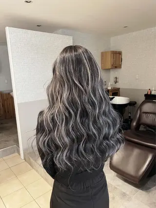 ロング カラー ROBIN所属・指名数No.1 /NAOYAのヘアスタイル