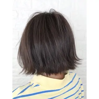 ショート カラー KIZU 髪質改善 怪談を語る美容師のヘアスタイル